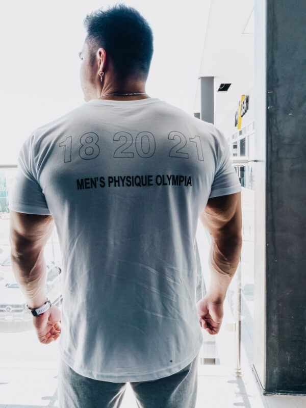 T-SHIRT BLANCA PHYSIQUE OLYMPIA